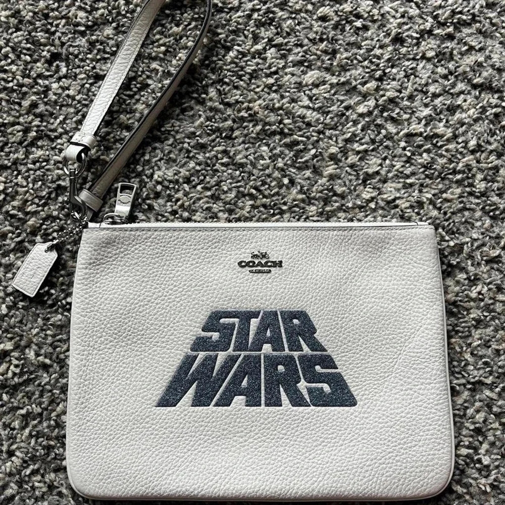 Coach x Star Wars White Leather Clutch Limited Edition Collectible Collab Unique